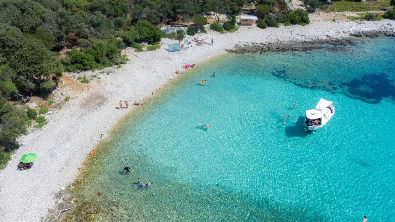 Apartments Ady Mali Losinj Bagian luar foto