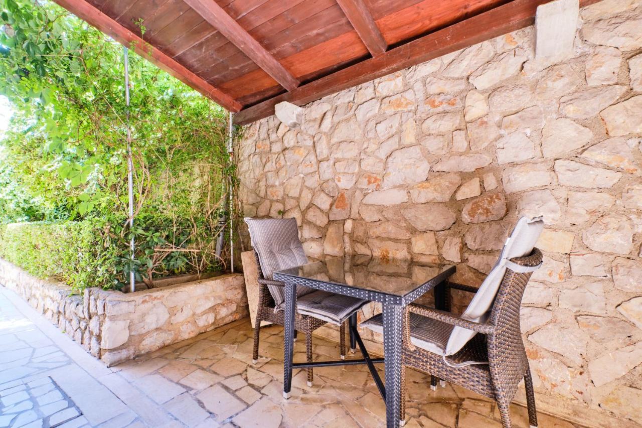 Apartments Ady Mali Losinj Bagian luar foto