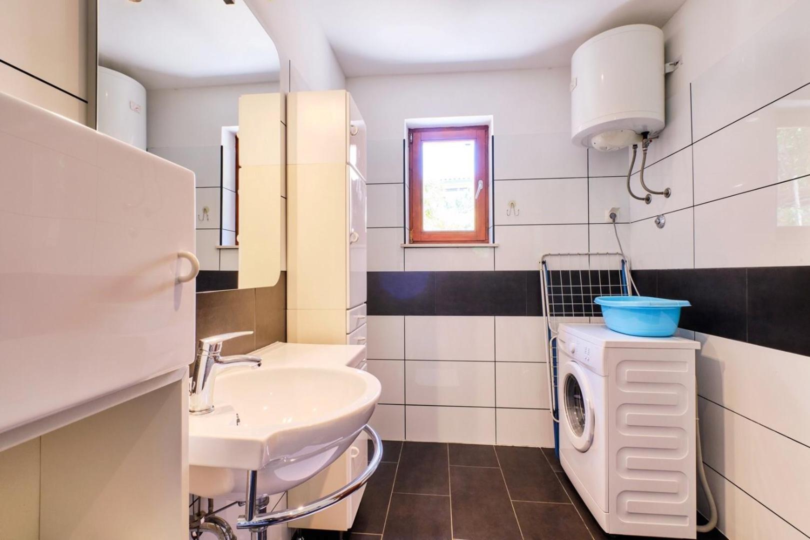 Apartments Ady Mali Losinj Bagian luar foto