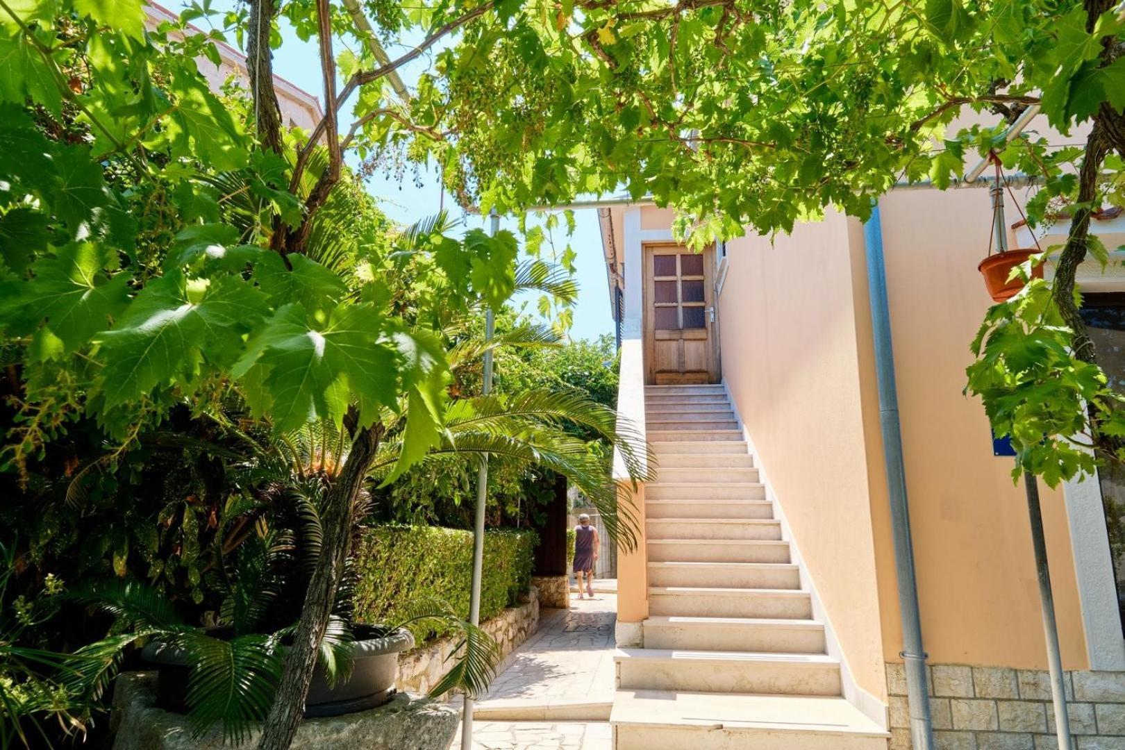 Apartments Ady Mali Losinj Bagian luar foto